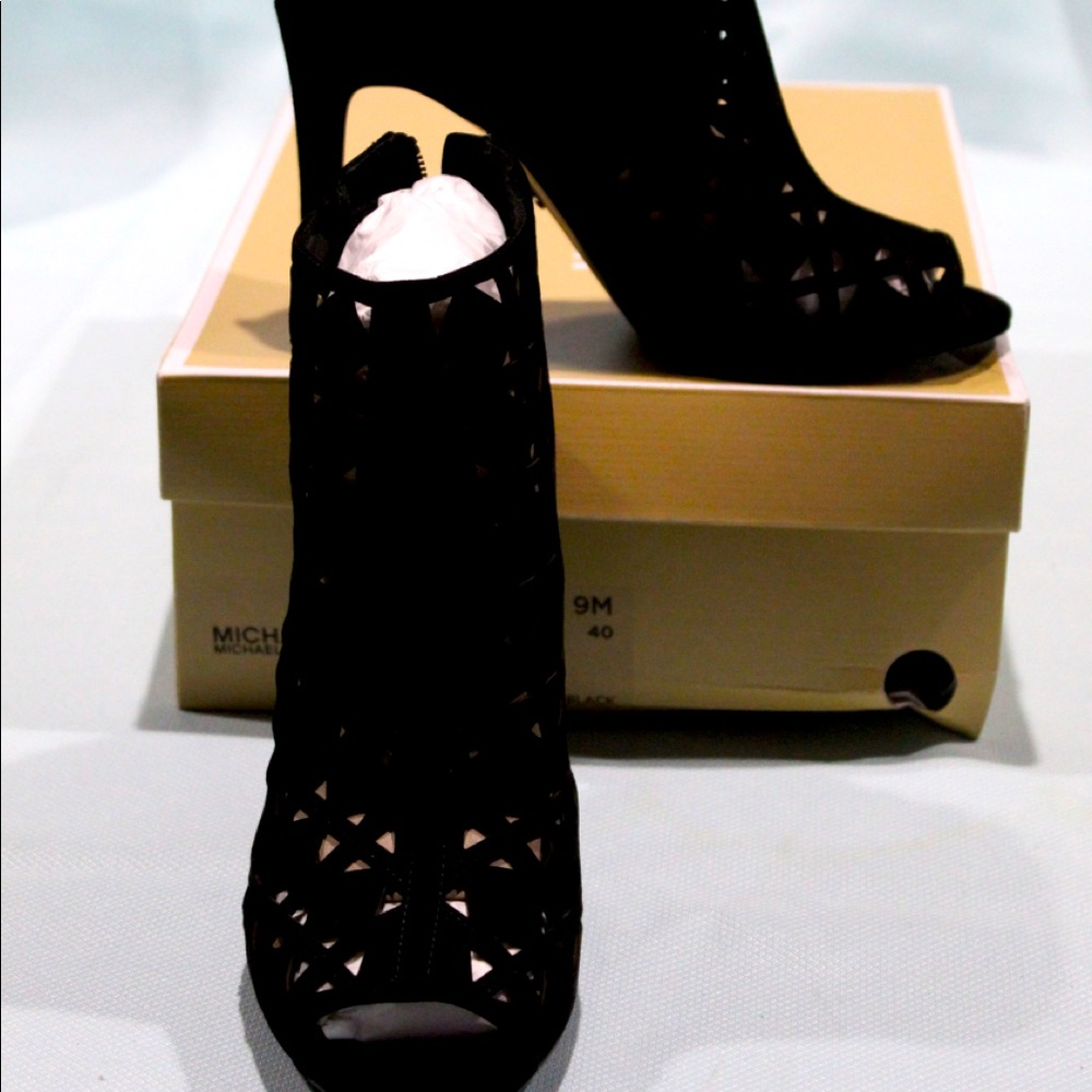 Women shoes